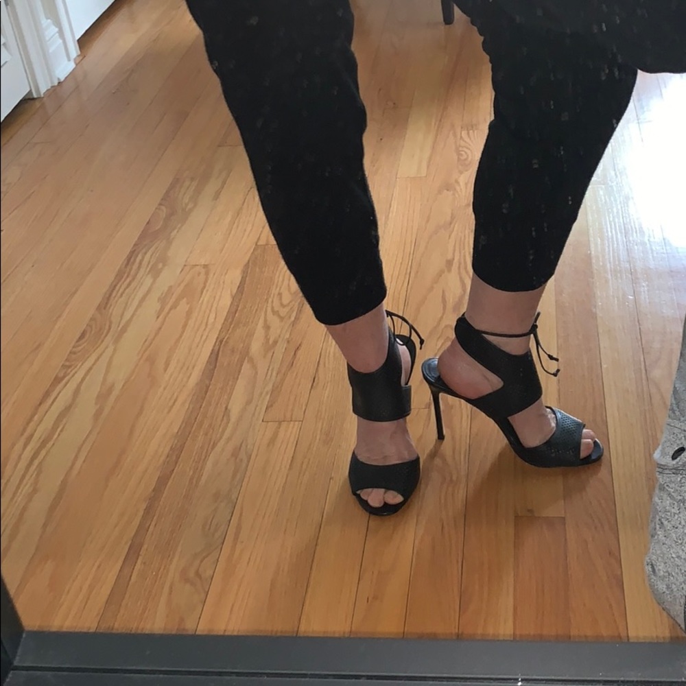 Por la Victoire black heels - Picture 4 of 6